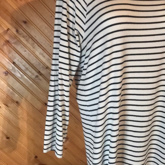 American Eagle Striped Soft and Sexy Long Sleeve - Picture 3 of 5